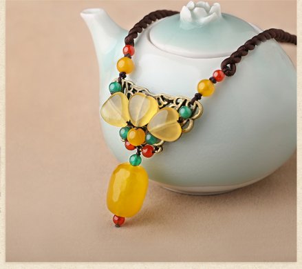 黃色古風(fēng)鎖骨鏈，氣質(zhì)復(fù)古項(xiàng)鏈?zhǔn)罪? / data-jJmu=