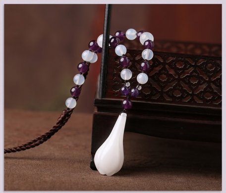 大氣玉蘭花吊墜復(fù)古氣質(zhì)毛衣鏈項(xiàng)鏈?zhǔn)罪? / data-1nHH=