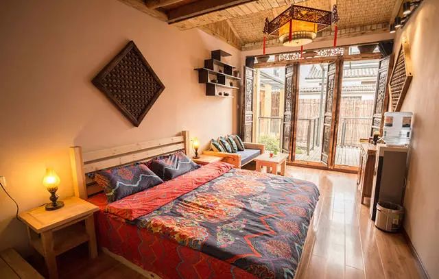 湖州嶺霧，在云霧之巔把自然搬進(jìn)屋內(nèi)