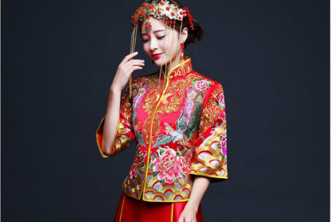 匠心啟航閱讀刺繡秀禾服中式禮服