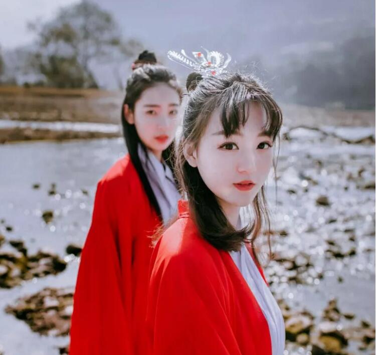 匠心啟航閱讀長款仙女古裝圖片