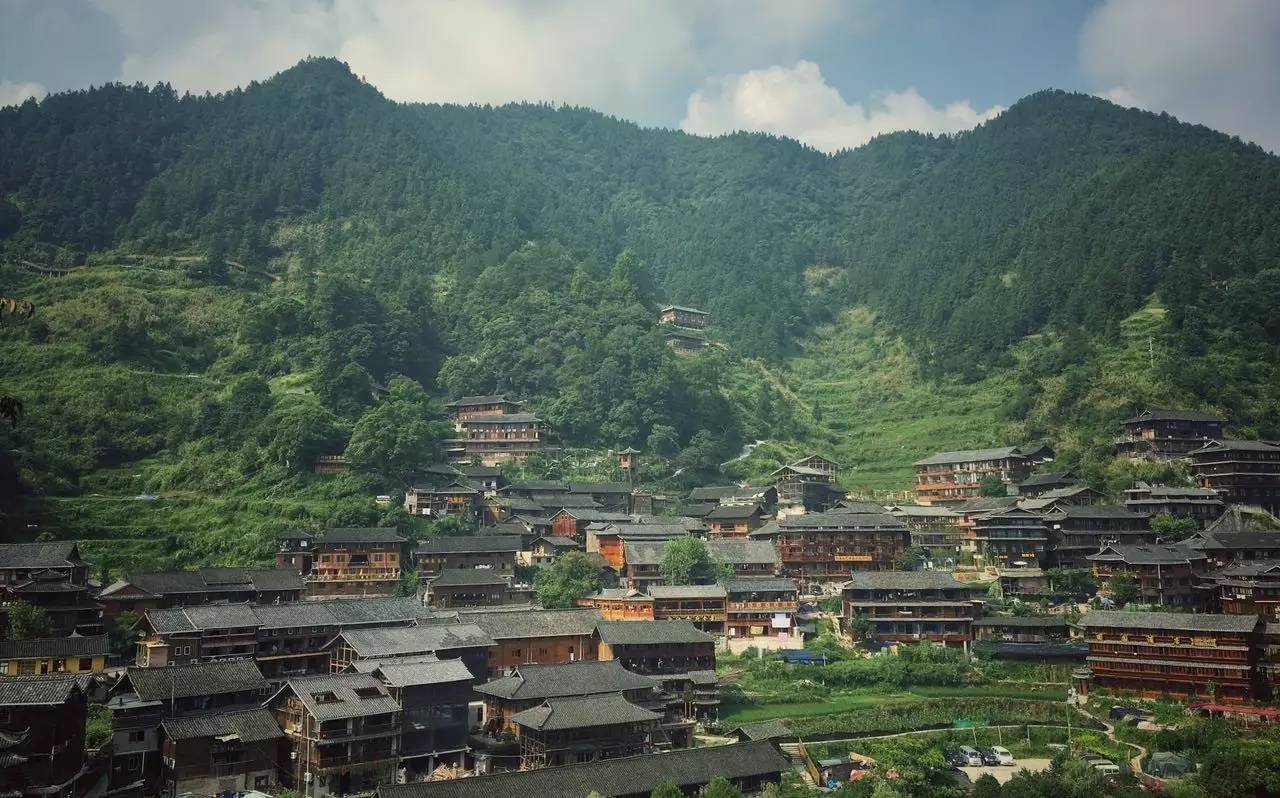 西江千戶苗寨方至客棧民宿，由幸福里團(tuán)隊打造